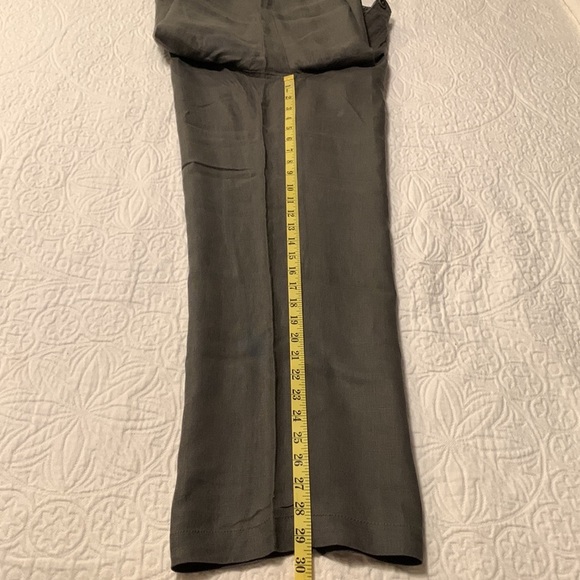 28 Palms Relaxed Women Linen Pants - Picture 14 of 14